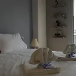 Port View Apartment