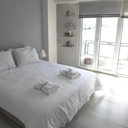 Port View Volos